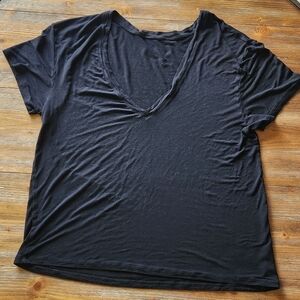 BuffBunny Black Short Sleeve V-Neck Tee